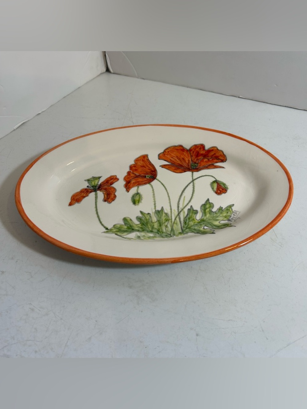 Poppy ceramic oval plate by Louie Algarve Teresa hand painted